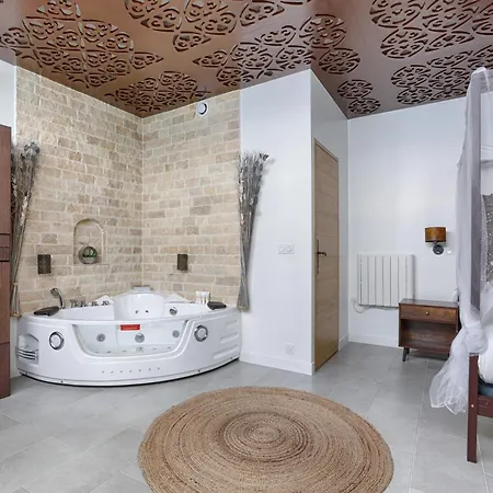 Mykeypers - Lovely With Jacuzzi * Parigi